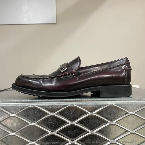 토즈 레더 버클 로퍼 버건디 7 (gr-4697)