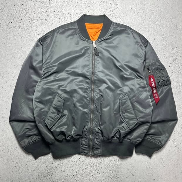 [XL] Alpha Industries Ma-1 건메탈