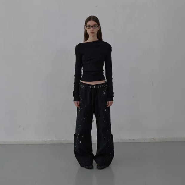 lcdc curved long sleeve top black