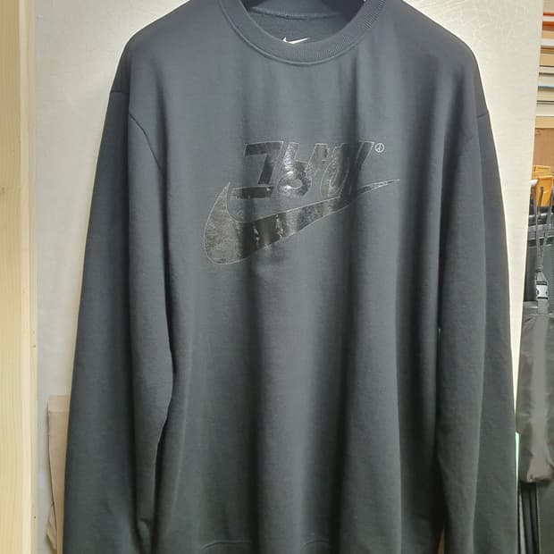 피스마이너스원 그냥해 맨투맨 