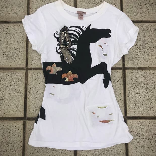 Horse Graphic Distressed Tee