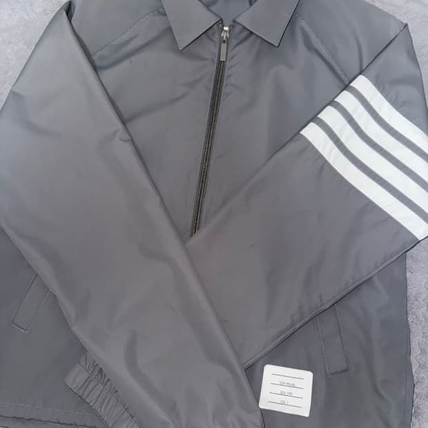 톰브라운 블루종