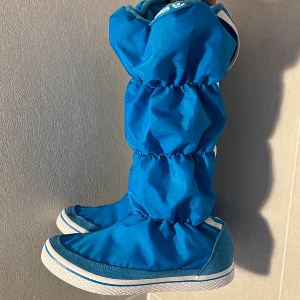 아디다스 패디드 부츠