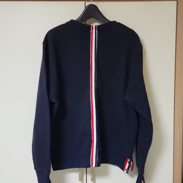 [3]톰브라운 백스프라이트 맨투맨 네이비