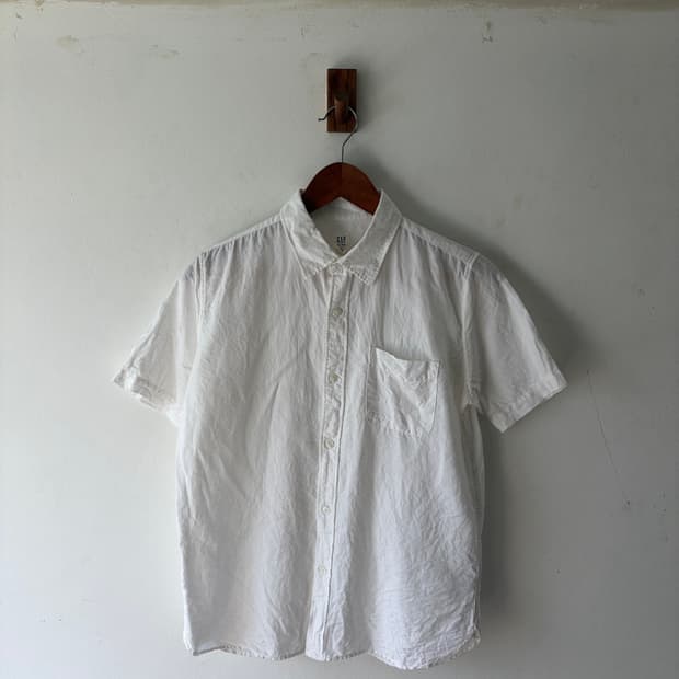 Gap Vintage Linen Half Shirt