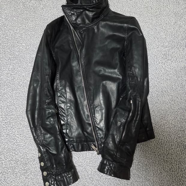 구매) 릭오웬스 레더자켓 삽니다