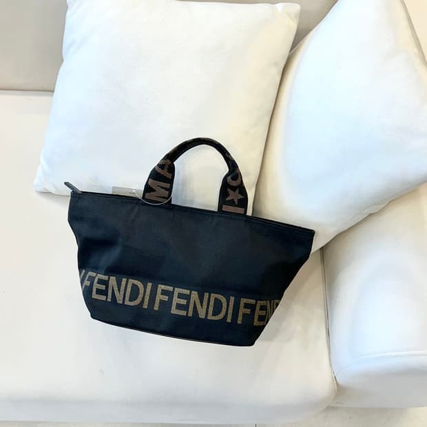 펜디 로마 토트백 (정품)