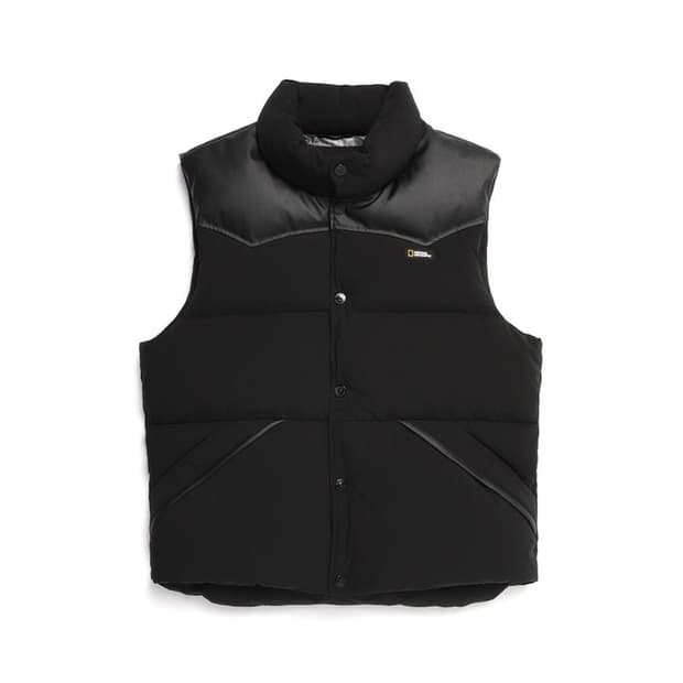 내셔널지오그래픽의 아르마딜로 레더 배색 다운 베스트