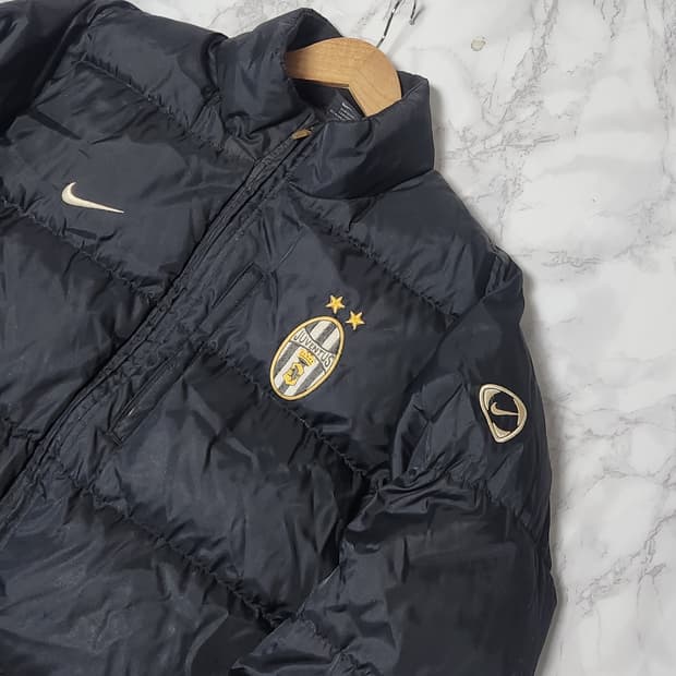 유벤투스 03-04 나이키 패딩 블랙 푸퍼 자켓