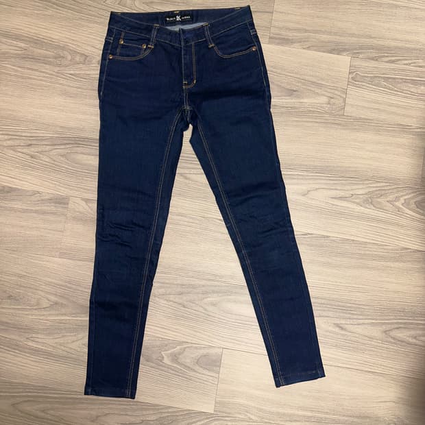 로우라이즈 진청데님팬츠 스키니진 블랙진