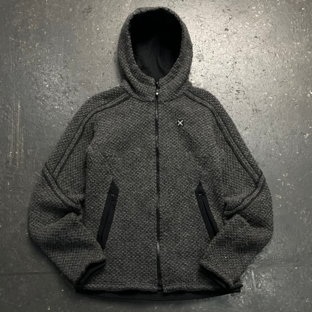 90 몬츄라 후리스