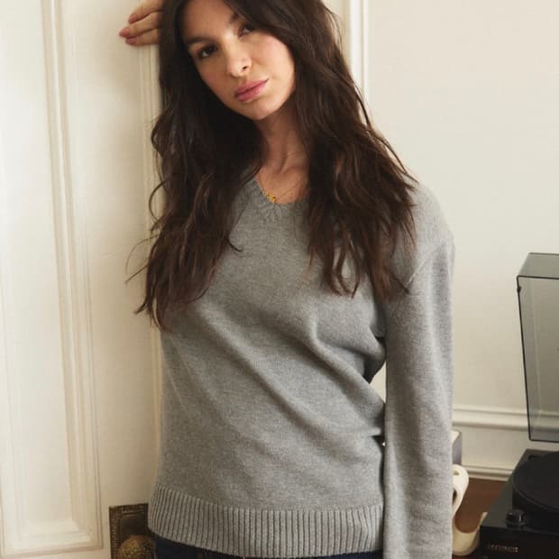 글로니 브이넥 슬림니트