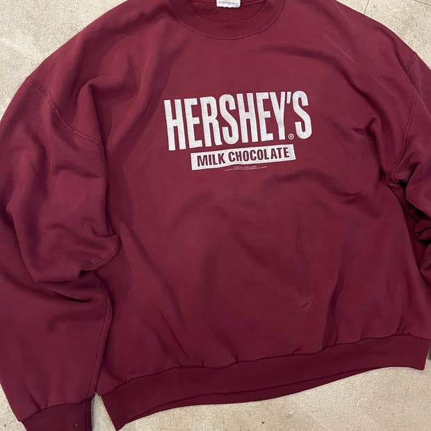 빈티지 00s 져지스 허쉬초콜릿 스웻