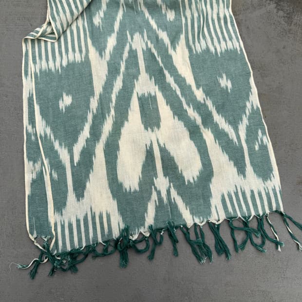 빈티지 프린지 하트 나염 스카프