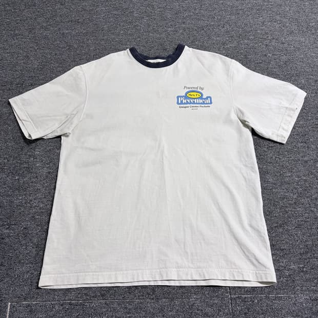 비이커 맨 유니버스 링거 티셔츠