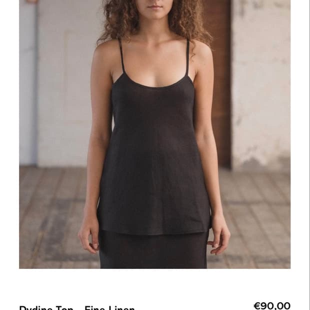 Baserange dydine top black
