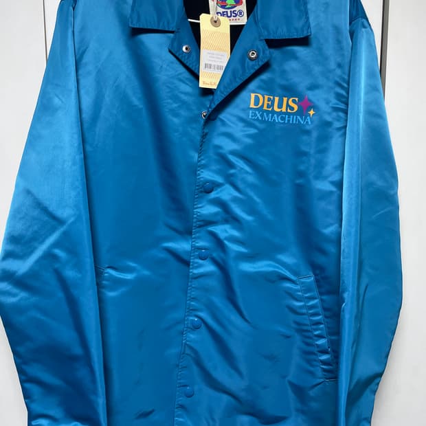 데우스 소닉 코치자켓 95-100사이즈 5만원