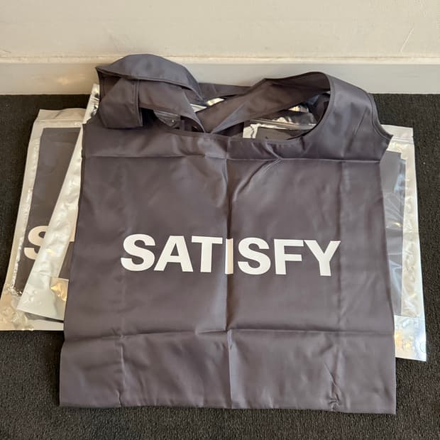[새상품] SATISFY RUNNING 새티스파이 러닝 쇼핑 토트백