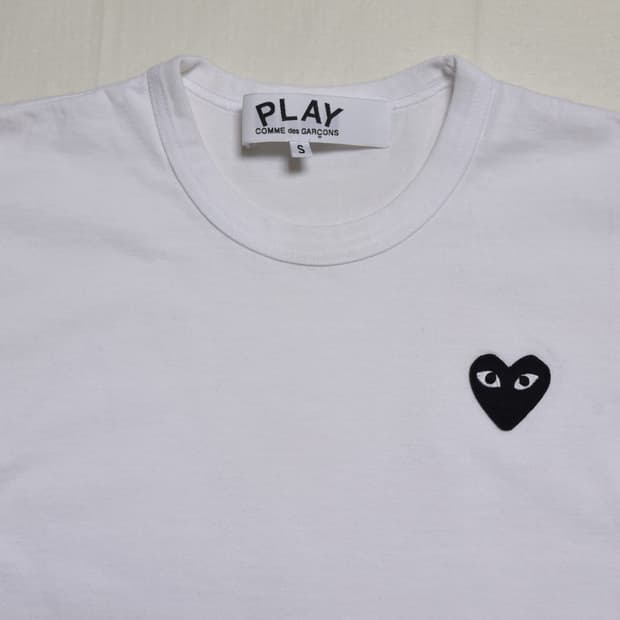 COMME des GARCONS PLAY CDG 하트 로고 반팔 티셔츠