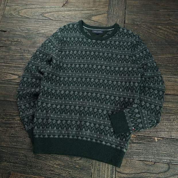 [타미힐피거] 에스닉 빈티지 패턴 니트 M18684