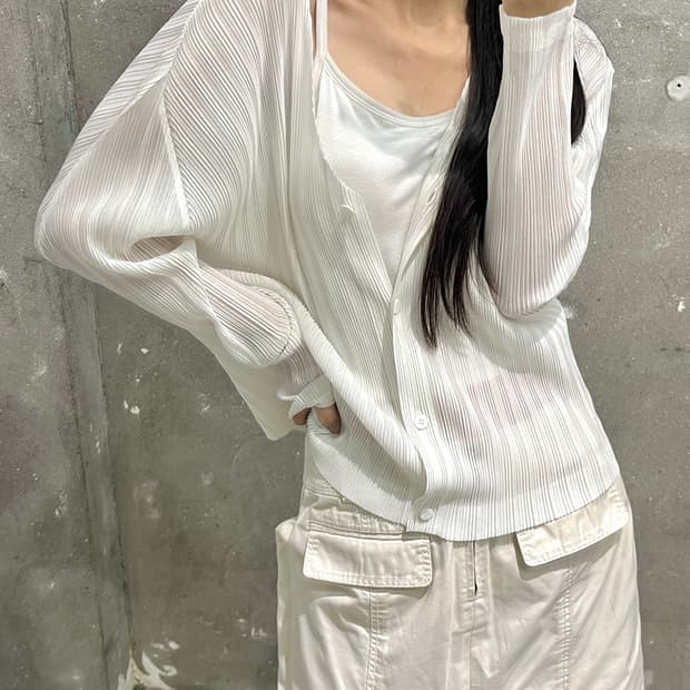 Pleats Please 플리츠플리즈 화이트 가디건