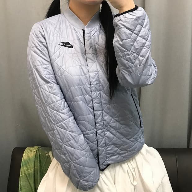 나이키 퀄팅 경량 자켓 M