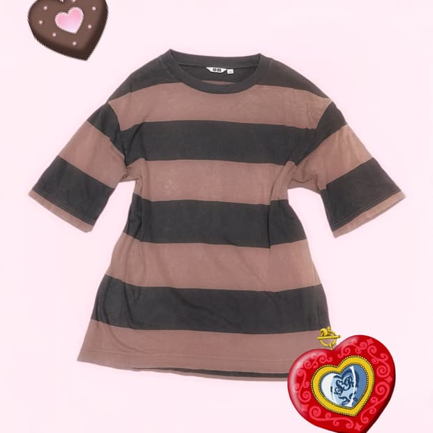 슈가슈가룬맛 초코 스트라이프 패턴 반팔 