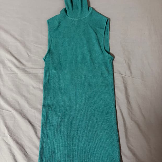 니트 슬리브리스