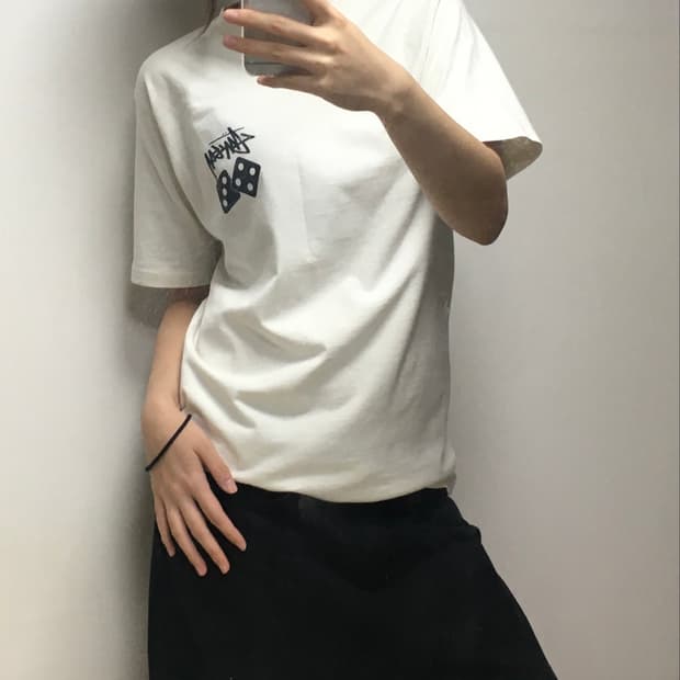 스투시 다이스 반소매 티