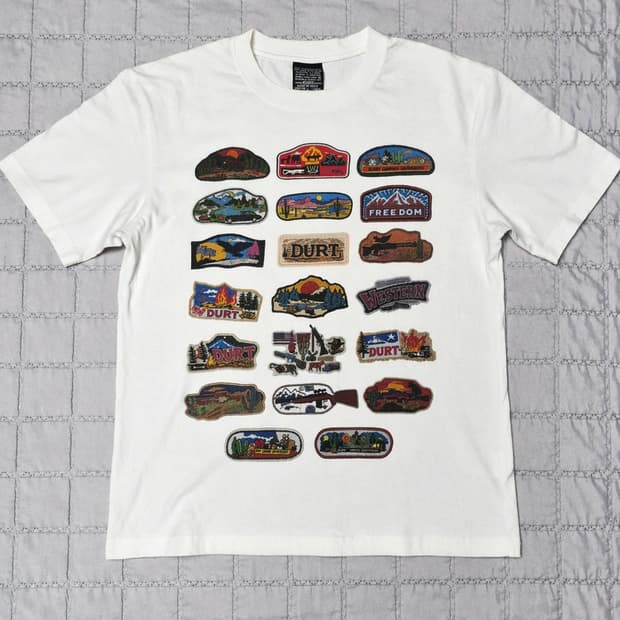 더트 웨스턴 패치 반팔 티셔츠 