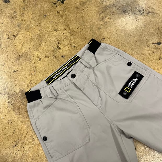 [정품/76] 내셔널지오그래픽 카고 바지 회색 b15