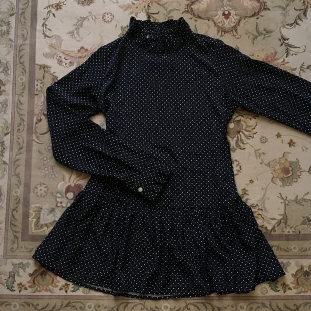 프릴 도트 네이비 롱 티셔츠