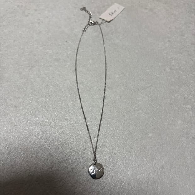 (정품) (새상품급) 디올 목걸이 판매합니다! 