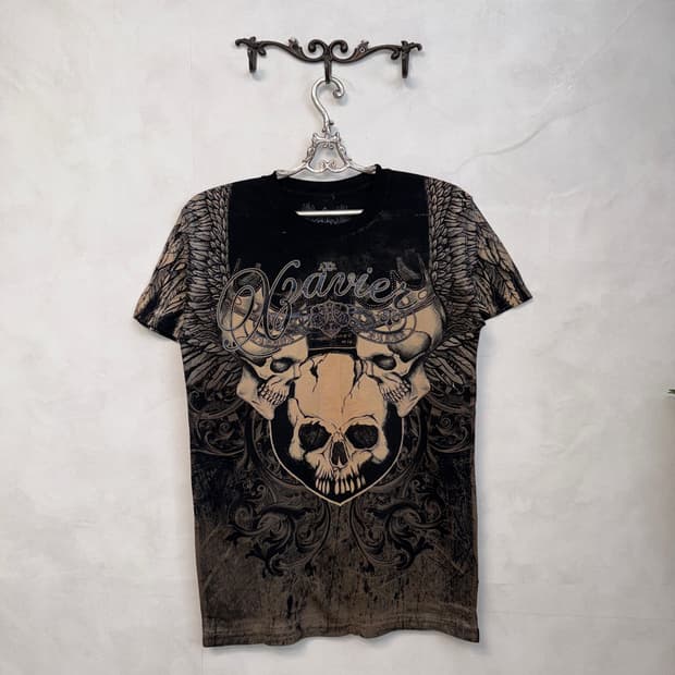 Black tie dye punk skull wings half t