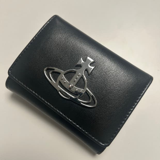 비비안웨스트우드 빅로고 반지갑