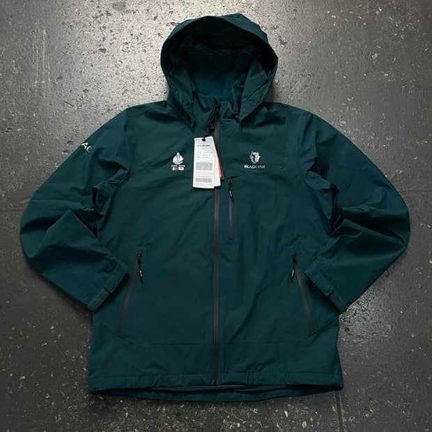 (새상품) 100 블랙야크 바람막이