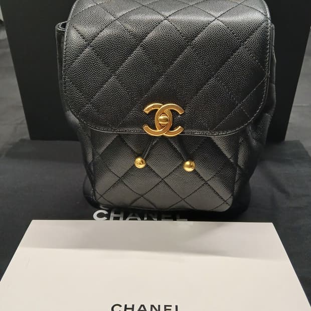 샤넬 어반 스피릿 백팩 AS4979