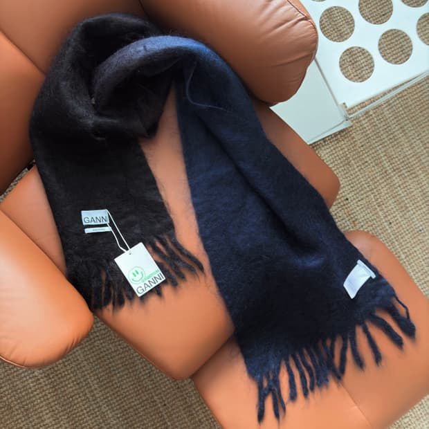 (NEW)가니 모헤어 오버사이즈 그라데이션 스카프
