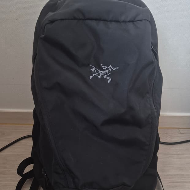 아크테릭스 맨티스 26 블랙 구형