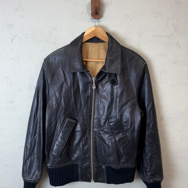 빈티지 블랙 레더 봄버 자켓