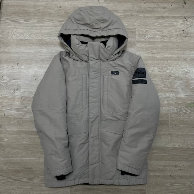 K2 네오스태드 구스다운 와펜 후드 패딩 점퍼 [베이지] L100
