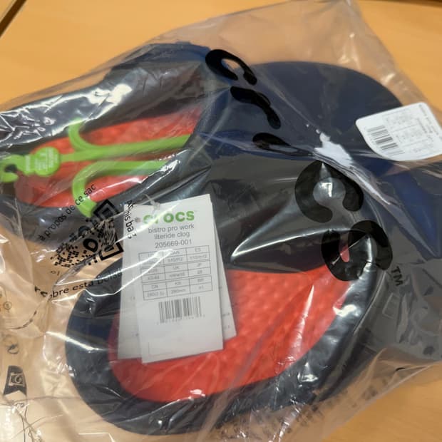 [크록스] 비스트로 프로 라이트라이트 클로그