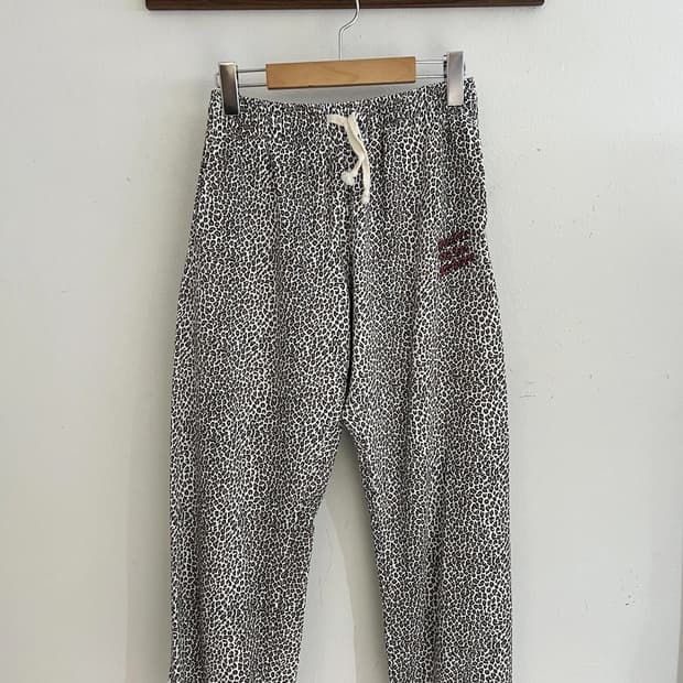 스탠드얼론 팬츠