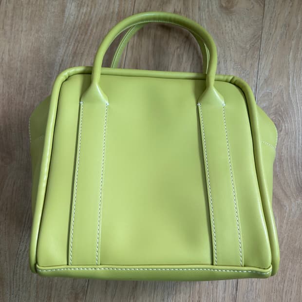 여밈 미니 박스백