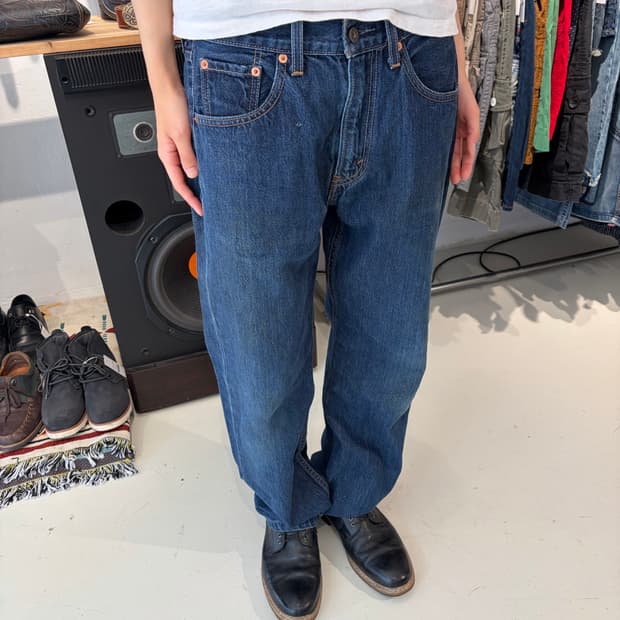 30) Levi’s 604 블루 데님 팬츠