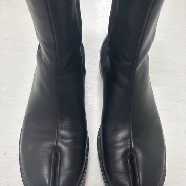 마르지엘라 타비 첼시 부츠 tabi boots