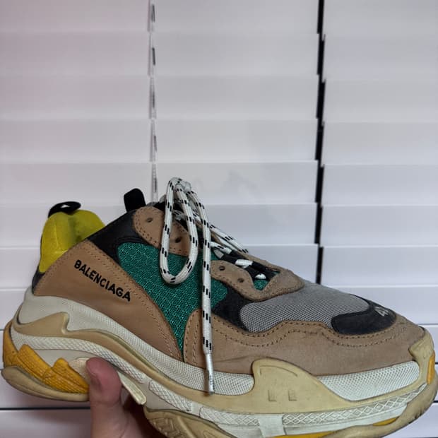 발렌시아가 트리플S 