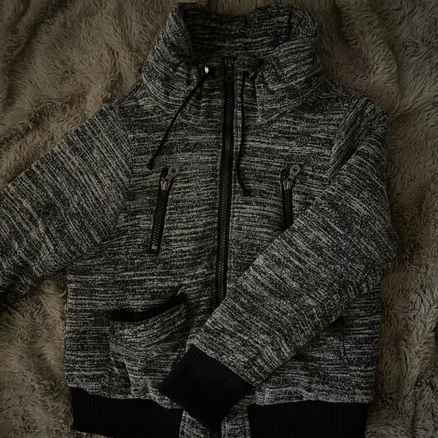 crazy angel 차콜 배색 아우터