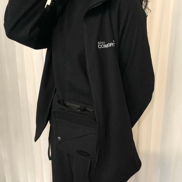 (구해요) jichoi 지초이 컴포트 24-001 와플후드집업 블랙 