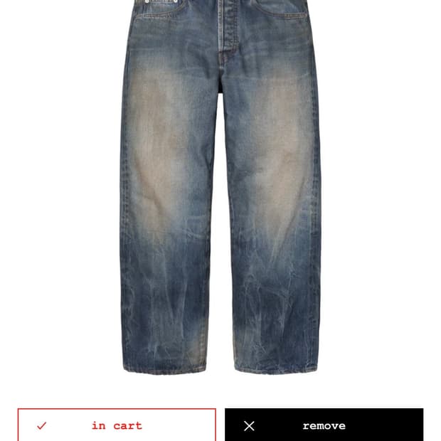 25FW 슈프림 디스트레스드 루즈핏 셀비지 진 32